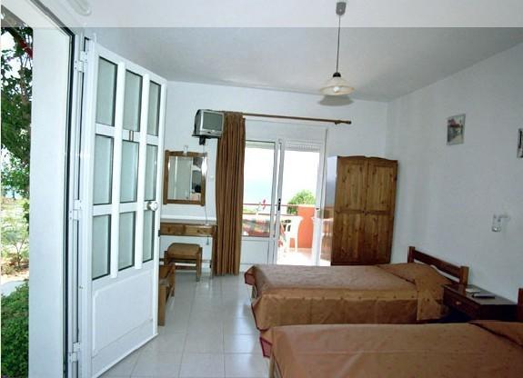 Maria Rooms Agia Ermioni Kamer foto